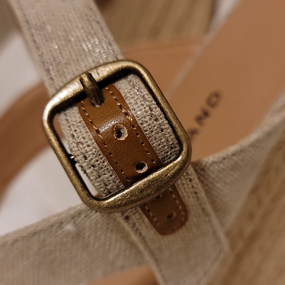 Lucky Brand Spring/Summer Sandals (New in Box) - Picture 3 of 10